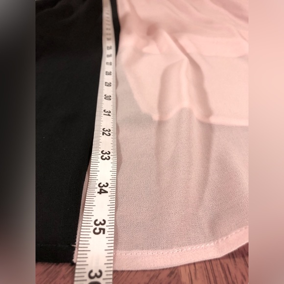 NWT Calvin Klein Chiffon Color Block Top 1X Light Pink & Black - Picture 5 of 8